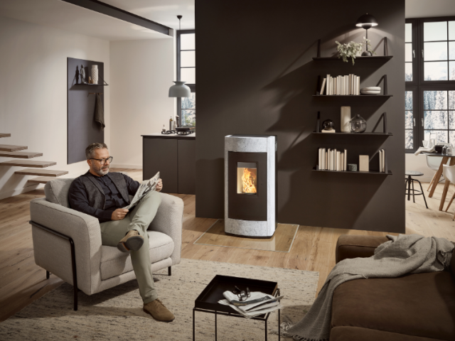 le RIKA REVO II : le poêle à granulés qui allie design, confort et technologie 